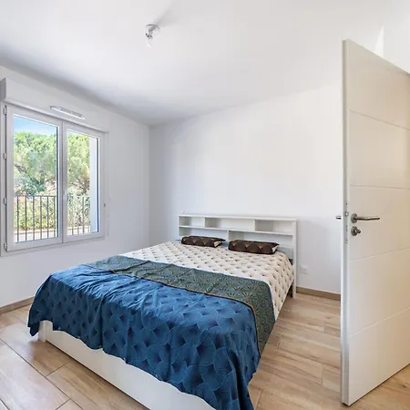 Spacious House With Terrace And Garden Ξενοδοχείο