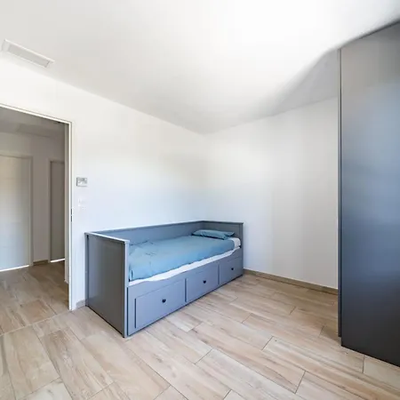 Spacious House With Terrace And Garden Hotel Sainte-Maxime