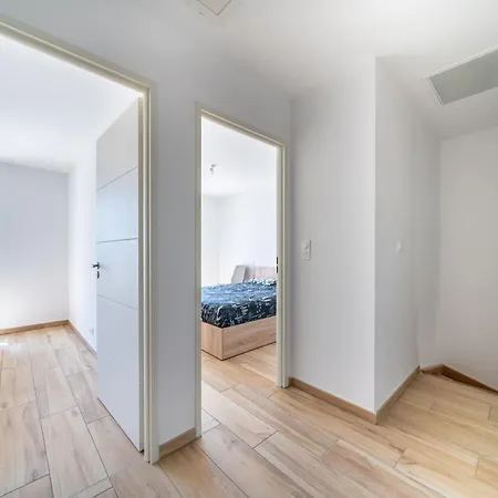 Spacious House With Terrace And Garden 4* Sainte-Maxime